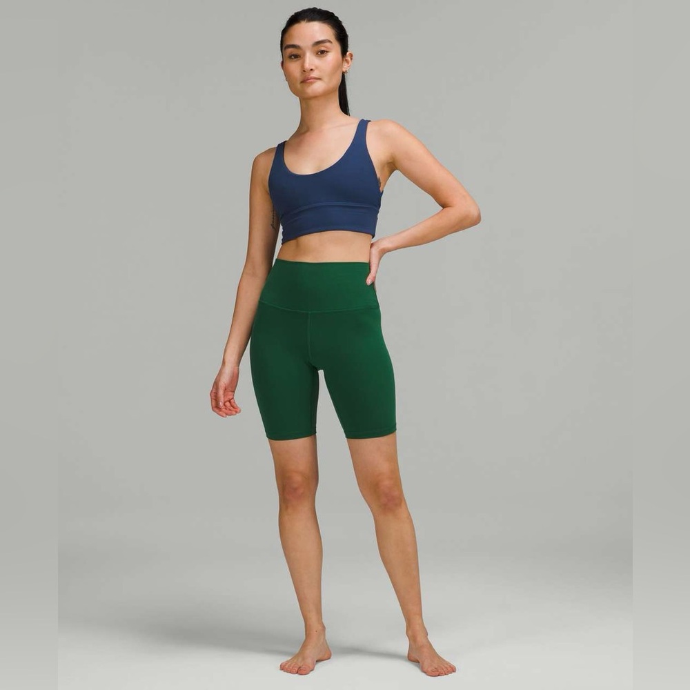 lululemon athletica Align High Rise Short 8” in Everglade Green Size: 0 - Picture 2 of 7